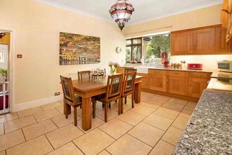 Cedars House Cedars Road, Torquay, TQ1 1SB