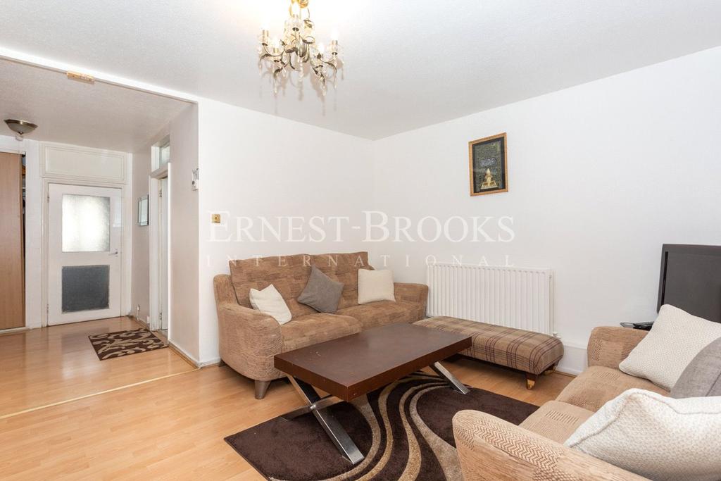 Streathbourne Road, Tooting Bec, SW17 4 bed terraced house £925,000