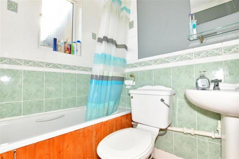 8 Leighton Road, Dover, CT16 2LN