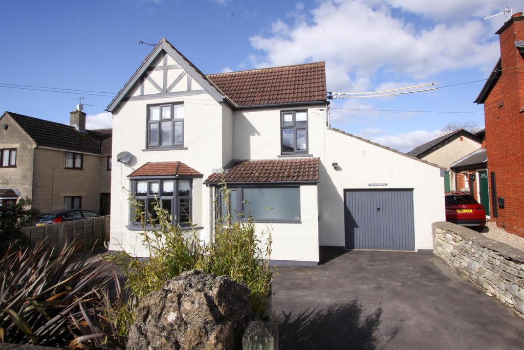 Farmhill Lane, Stroud, GL5 4BS 4 bed detached house £525,000