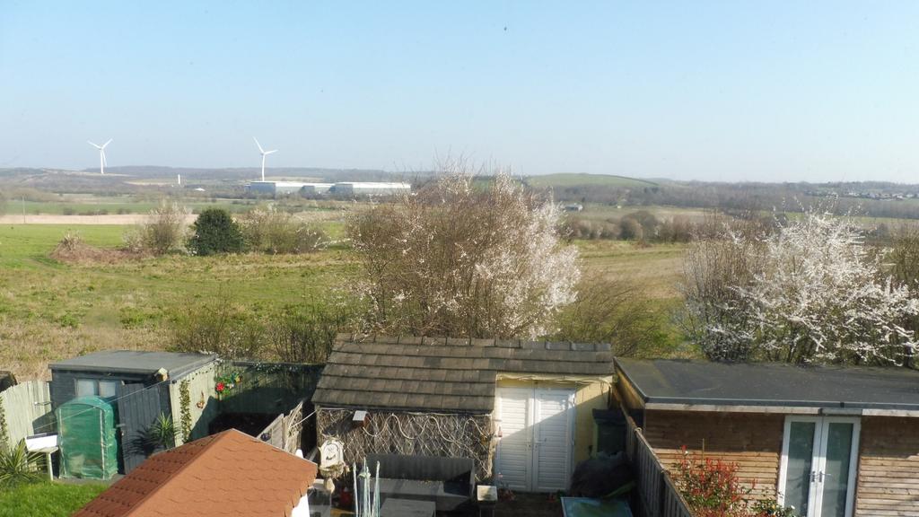 Edderthorpe Lane, Darfield S73 2 bed semidetached house £130,000