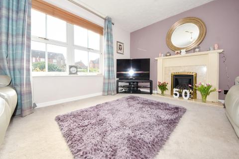 3 Dey Croft, Warwick, CV34 6NP