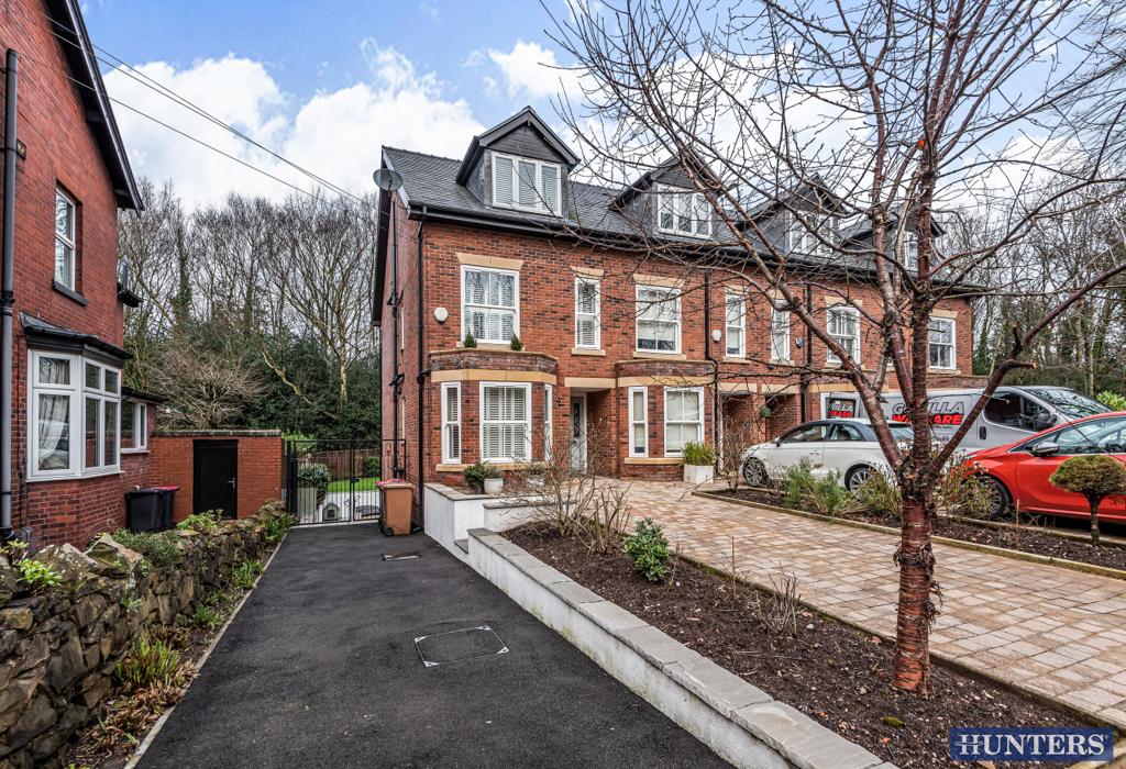 Park Road, Worsley, Manchester... 4 bed end of terrace house £450,000