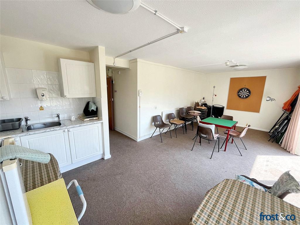 Communal Kitchen
