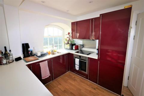 1 bedroom flat to rent, Fretherne Road, Welwyn Garden City, AL8