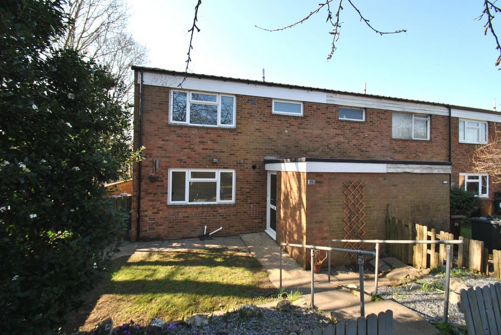 Letchworth Garden City SG6 3 bed end of terrace house to rent £1,375