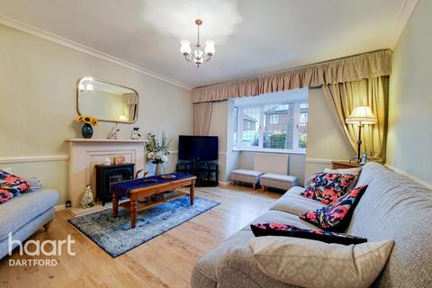 102 Alderney Road, Erith, DA8 2JD