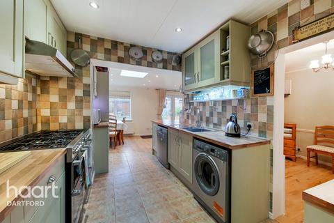 102 Alderney Road, Erith, DA8 2JD