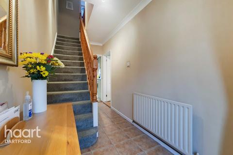 102 Alderney Road, Erith, DA8 2JD