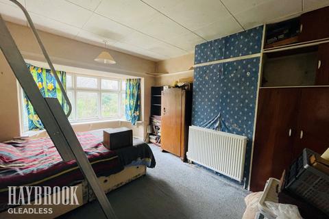 11 Cloonmore Drive, Sheffield, S8 8JN