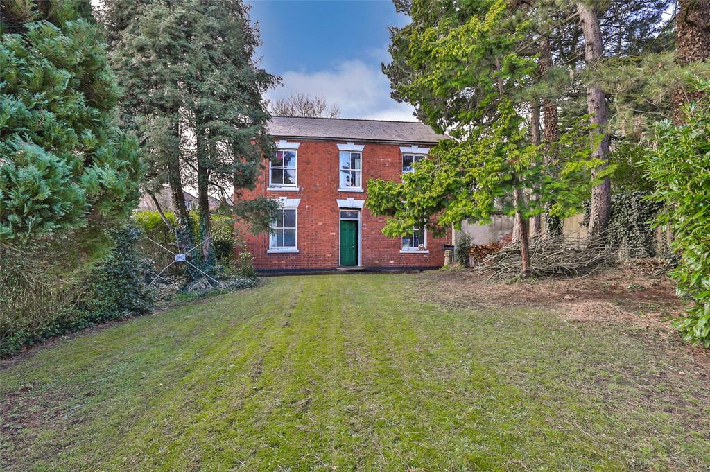Ferriby Road, BartonuponHumber... 4 bed detached house £400,000