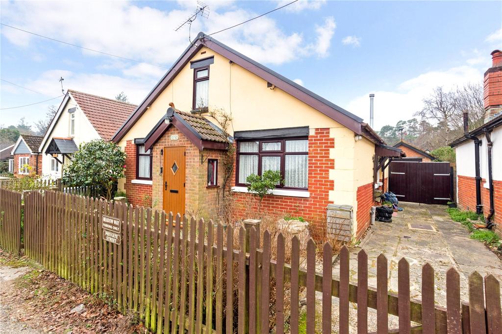 Alpine Road, Woodlands, Southampton... 3 bed bungalow £695,000