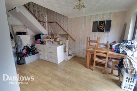 94 Fernhill, Mountain Ash, CF45 3EF