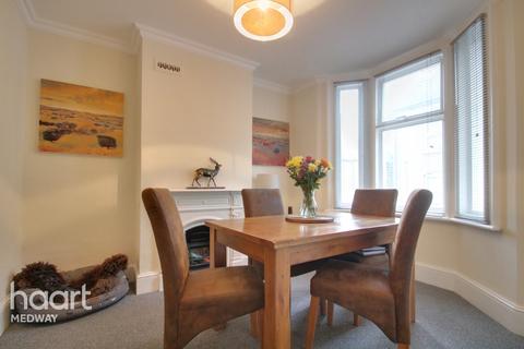 24 Longley Road, Rochester, ME1 2HD