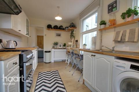 24 Longley Road, Rochester, ME1 2HD