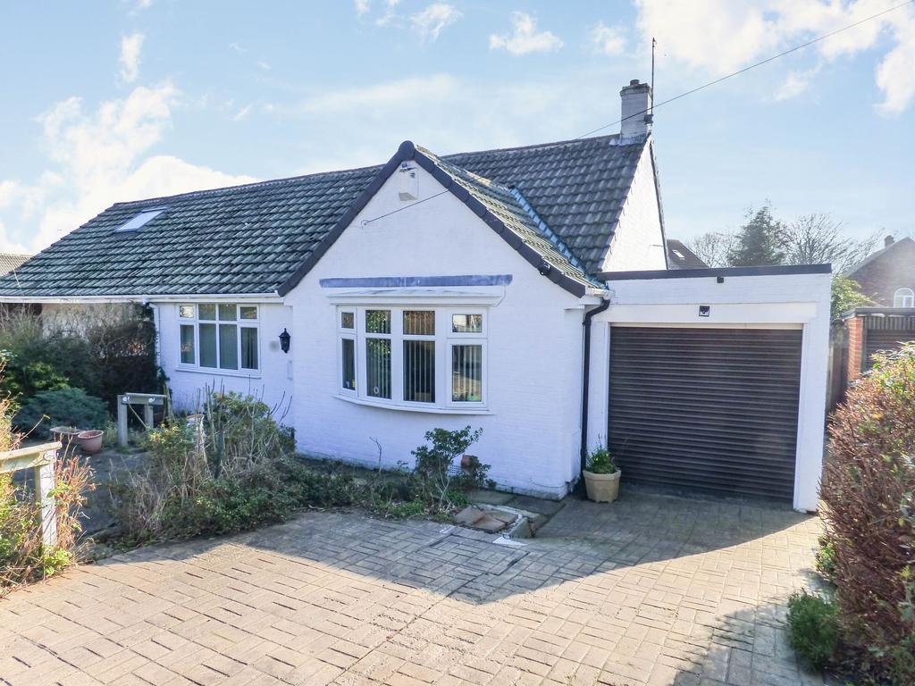 Hollinhill, Rowlands Gill, Tyne and Wear, NE39 1BA 2 bed bungalow £