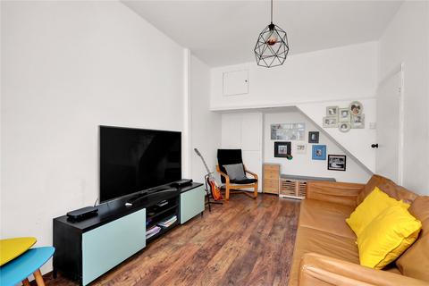71 Salisbury Road, London, W13 9TT