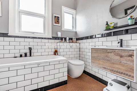 110 Dowanhill Road, London, SE6 1BX