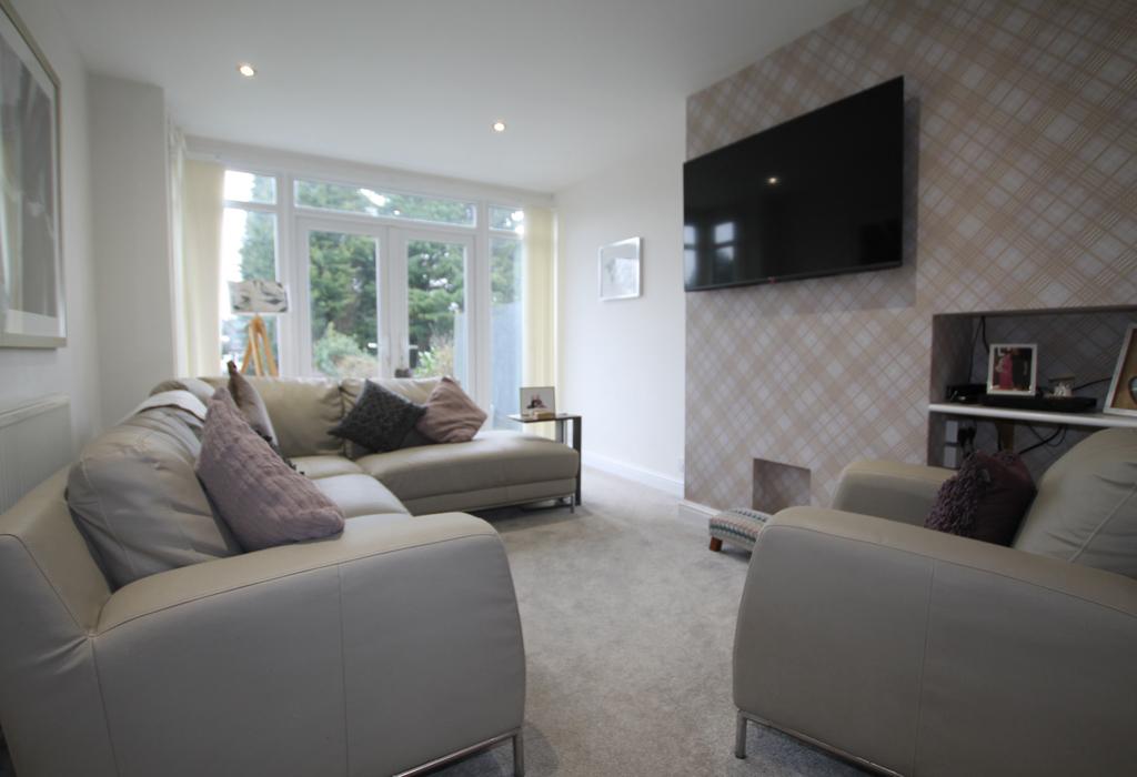 Halton Road, Sutton Coldfield, West Midlands 3 bed semidetached house