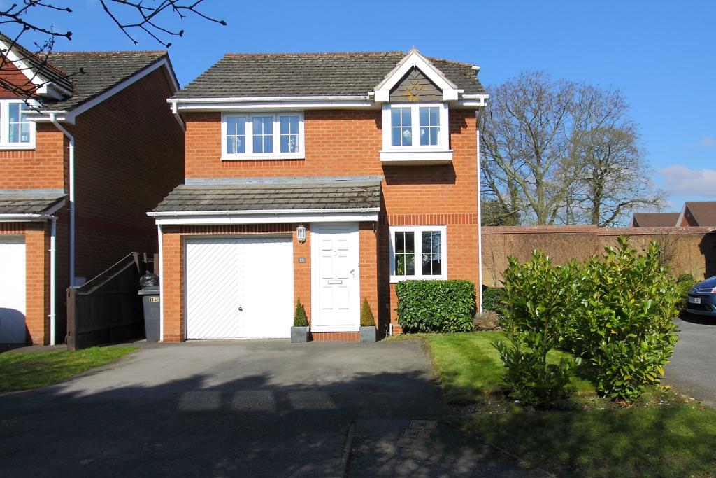 Weyhill Gardens, Weyhill, SP11 3 bed detached house £325,000