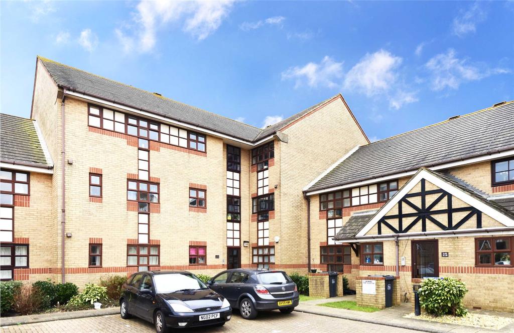 King Charles Place, Emerald Quay, Shoreham Beach, West Sussex, BN43 2 bed apartment £1,250 pcm