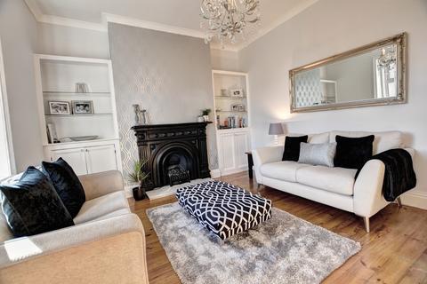 3 bedroom cottage for sale - Herbert Terrace, Fulwell
