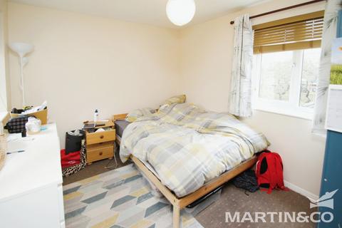 2 bedroom maisonette to rent, Bridge Street, Witham