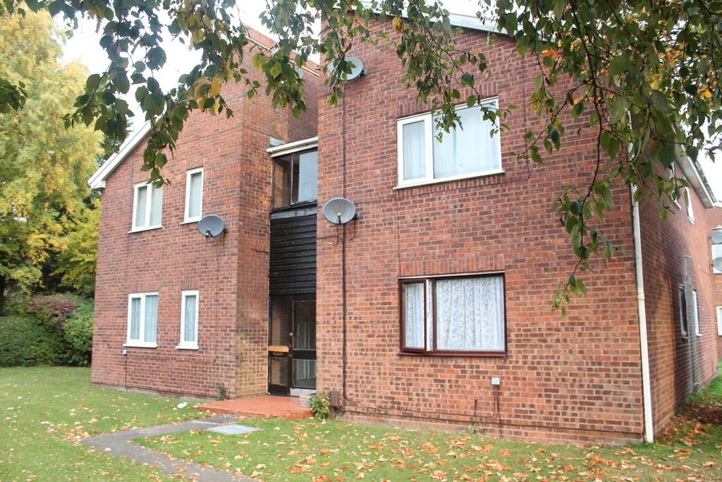 Hambleton Close, Widnes Studio £475 pcm (£110 pw)