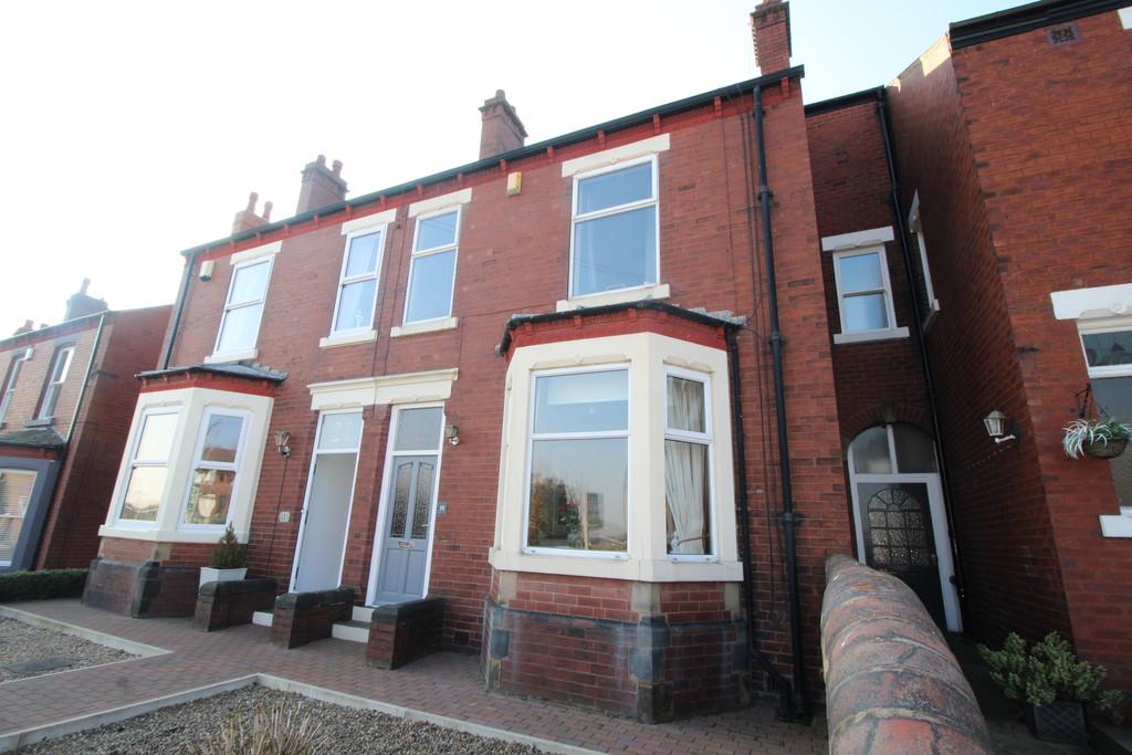 Station Road, Altofts 3 bed terraced house £265,000