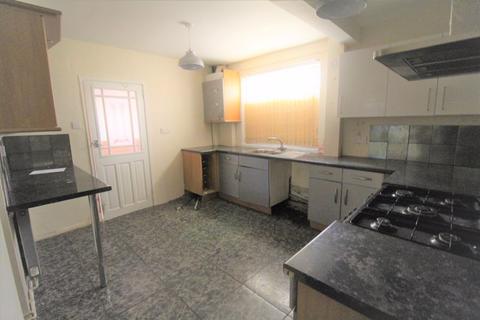 2 Blackshaw Drive, Bradford, BD6 2AU