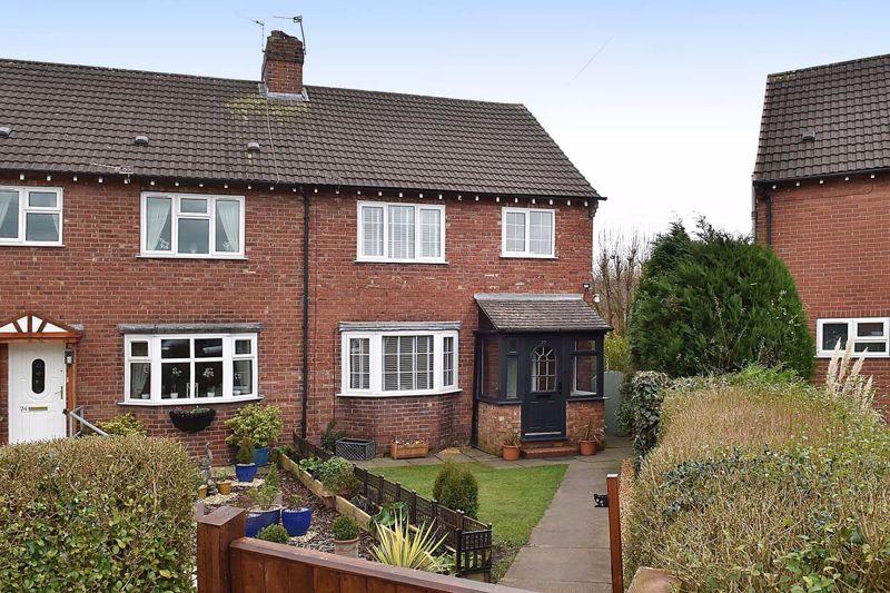 Westfield Drive, Knutsford 3 bed semidetached house £350,000