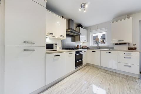 27 Barmore Crescent, Bishopton, PA7 5QU