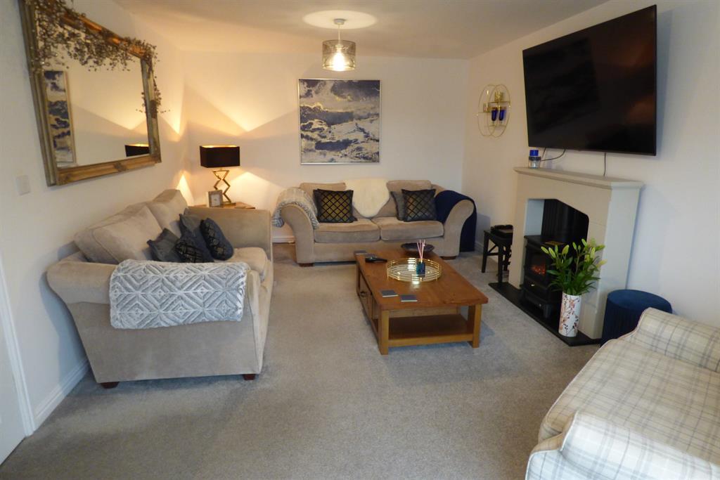 Rufus Road, Carlisle, CA1 2GU 4 bed detached house £280,000