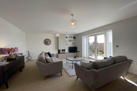5 Drovers Way, Carnon Downs, Truro, TR3 6GQ