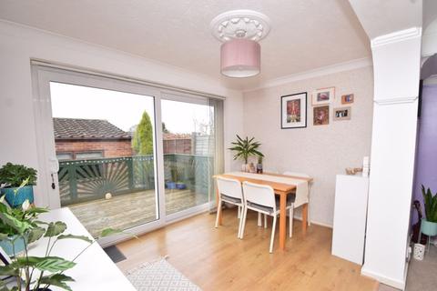 56 Fallowfield Road, Walsall, WS5 3DH