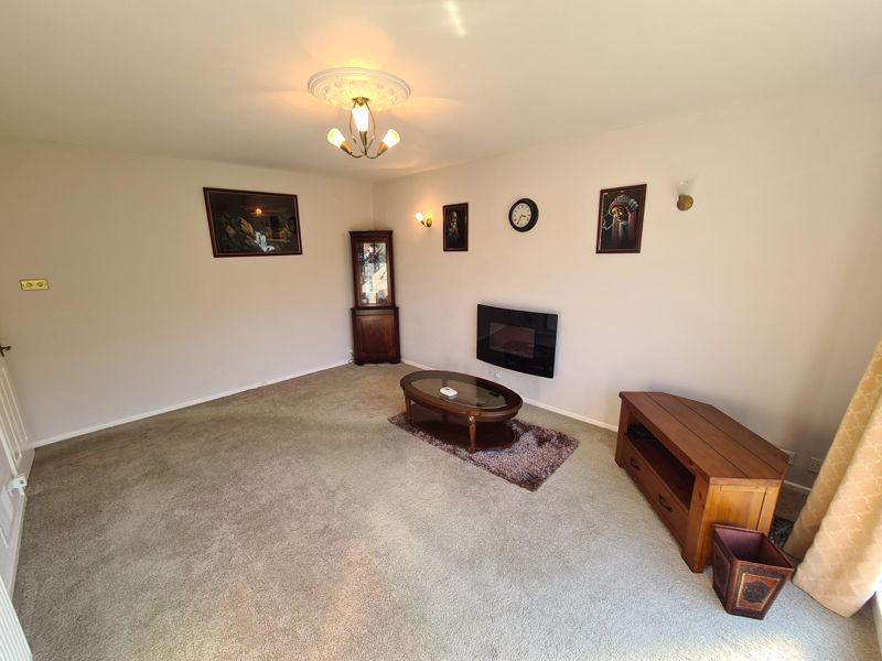 Lounge Additional