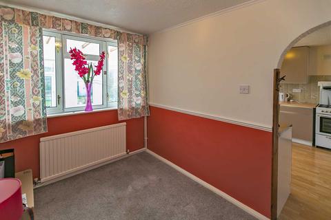 14 Chester Close, Bletchley, Milton Keynes, MK3 5JY