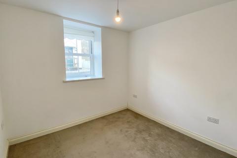 1 Trefrew Road, Camelford, PL32 9TP