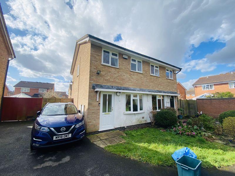 Homeleaze Road Westbury On Trym Bs10 2 Bed Semi Detached House £