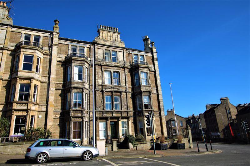 Blackness Avenue, Dundee 3 bed flat £220,000