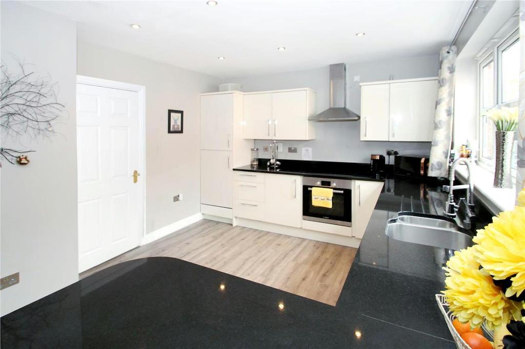 Dining Kitchen 4