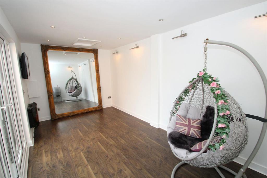 Garden Room