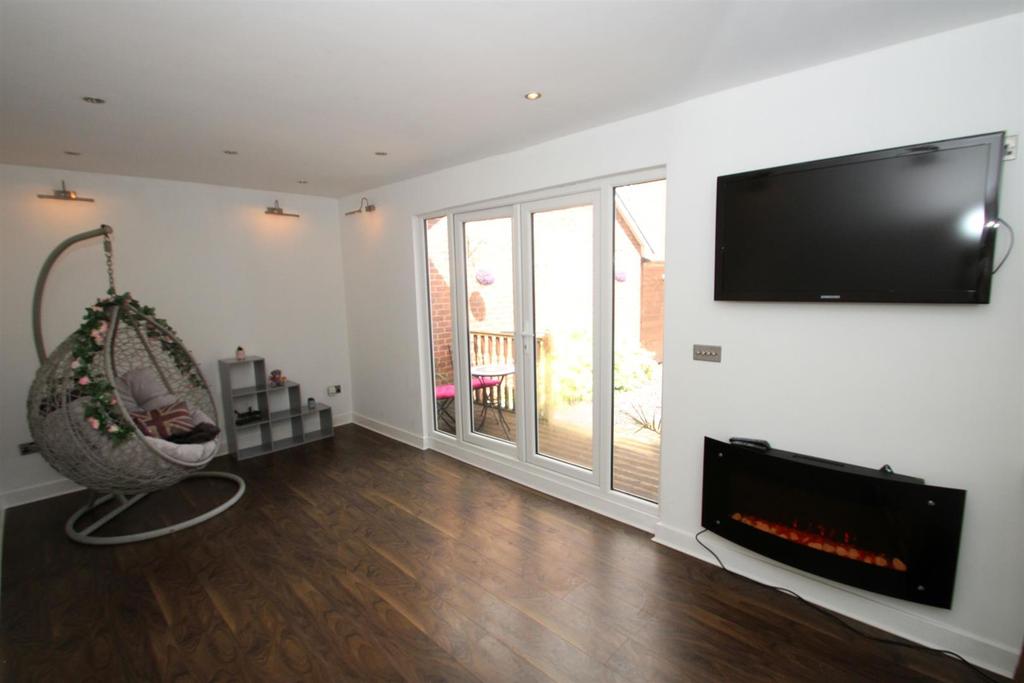 Garden Room Aspect 2