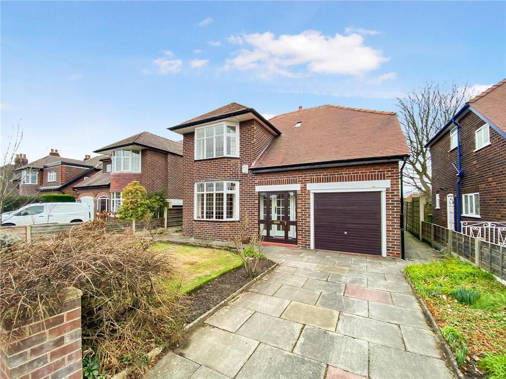 Dunchurch Road, Sale 3 bed detached house for sale £575,000