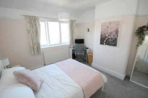 23 Beech Road, Sale, M33 2EB