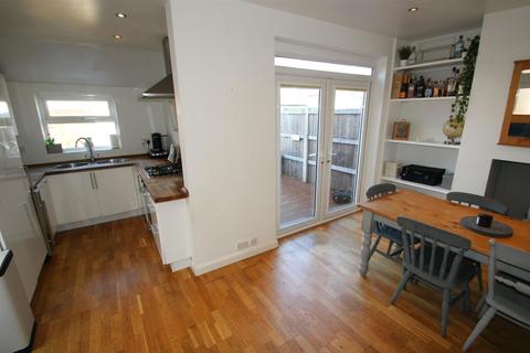 23 Beech Road, Sale, M33 2EB