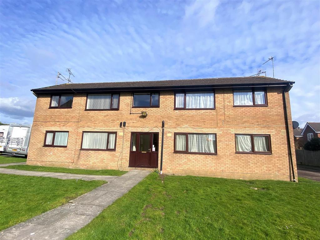 Copse Avenue, Swindon 1 bed flat £70,000