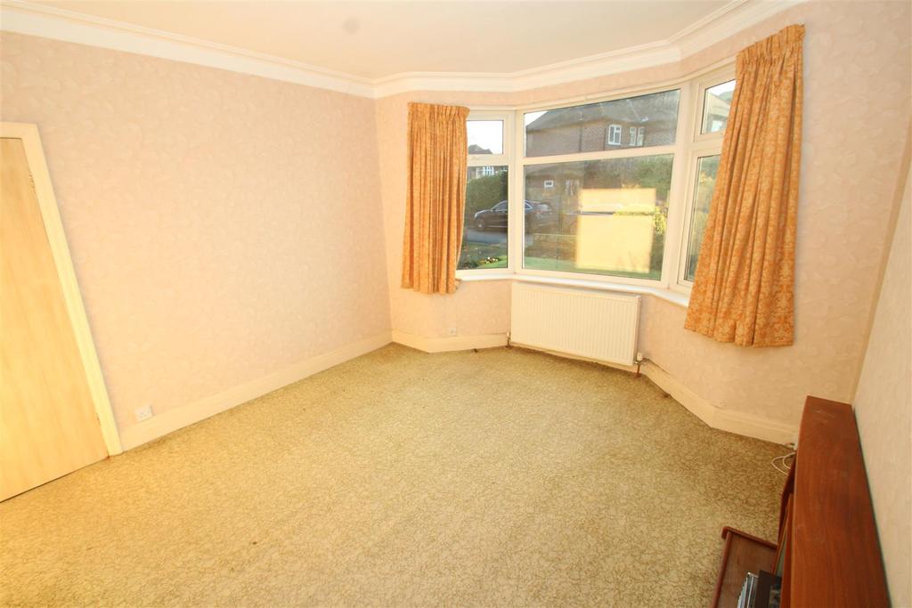 Kilworth Avenue, Sale 3 bed detached house £550,000