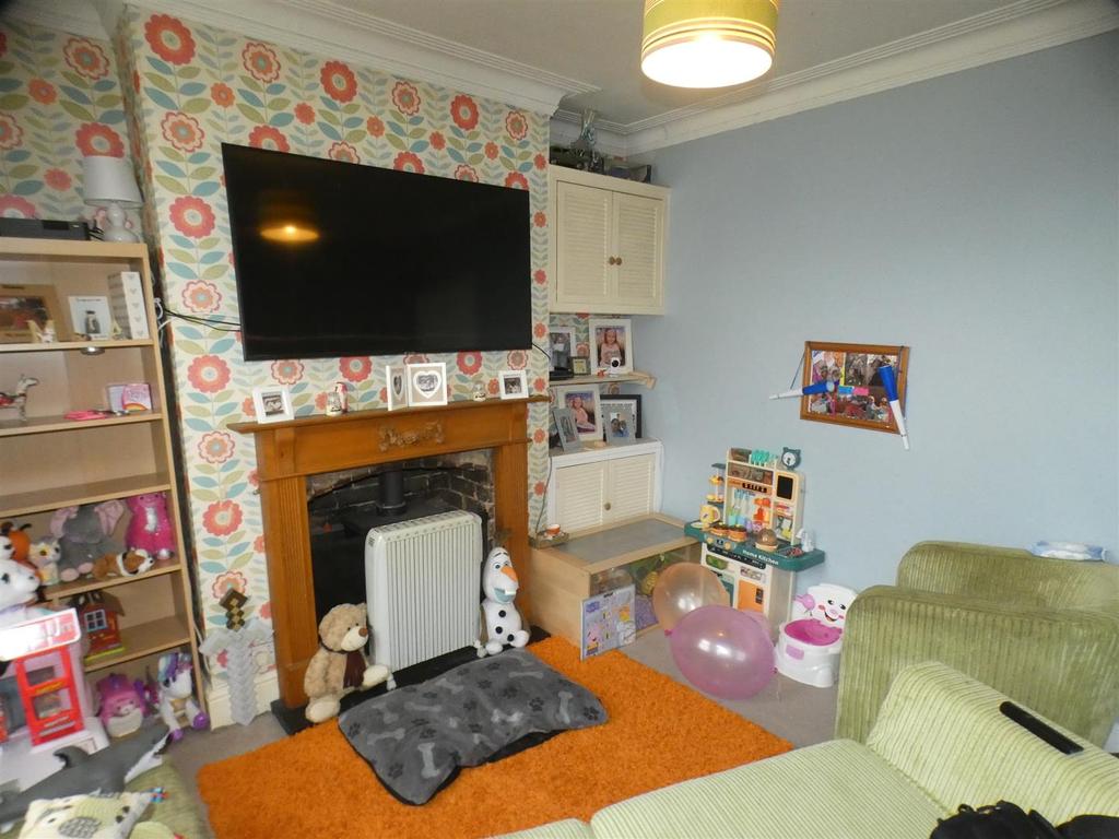 Lounge/Sitting Room