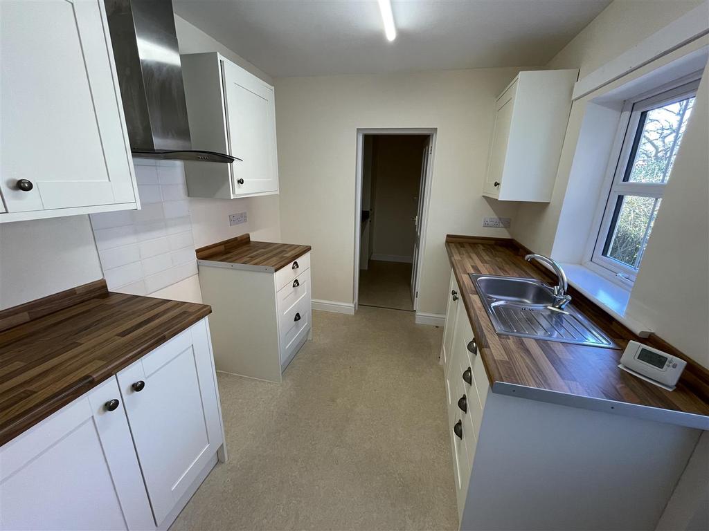 Queen Street, Horncastle 3 bed end of terrace house £695 pcm (£160 pw)